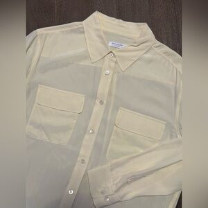 Equipment Femme Women’s Silk Button Down Blouse Yellow Size Medium